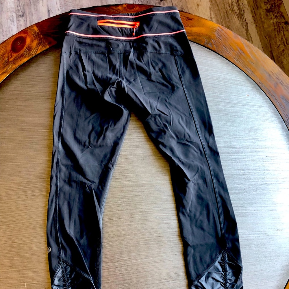 Lululemon pants size 2
